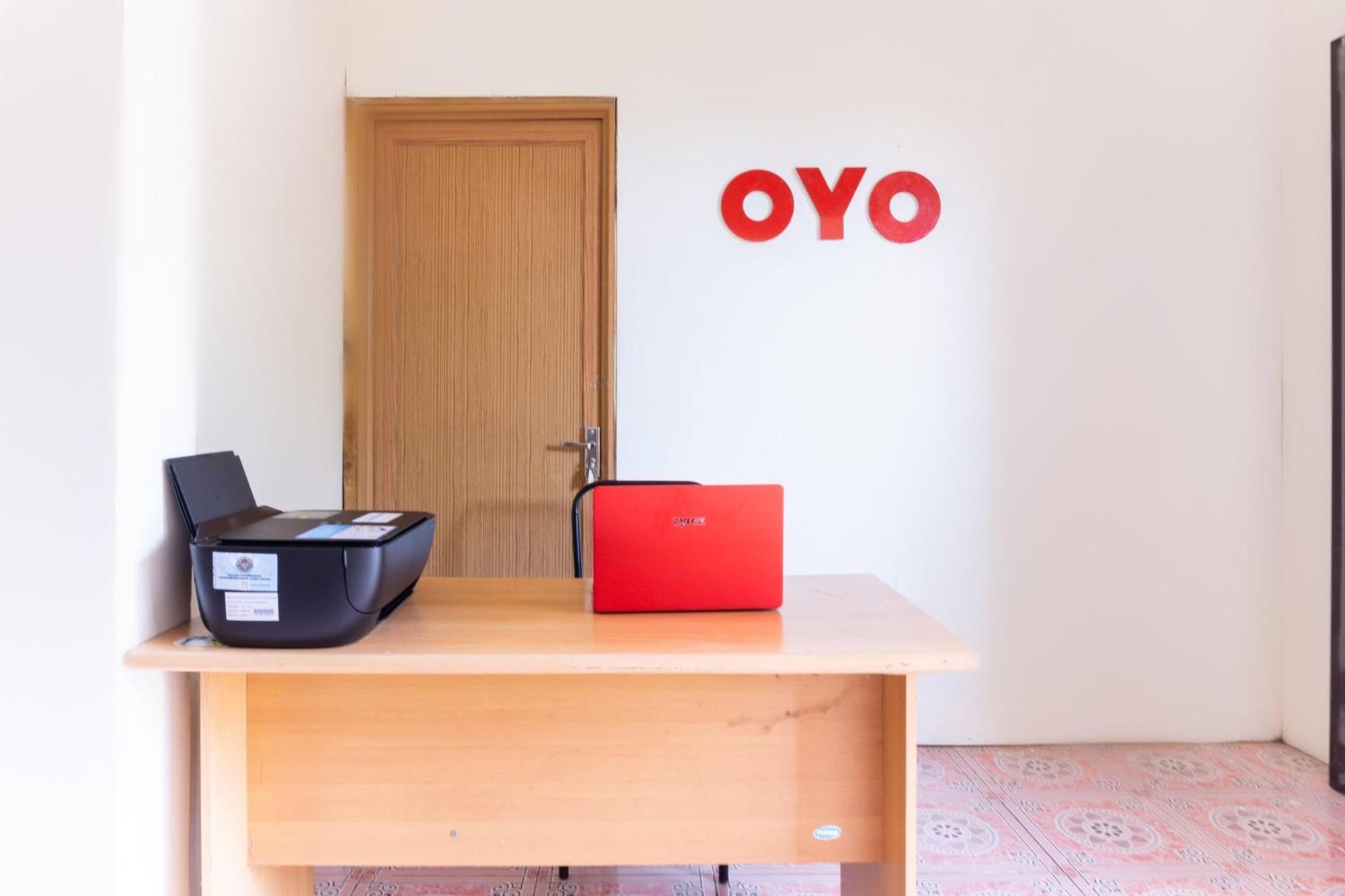 Oyo3095塞玛拉普拉家庭旅馆 马卡萨 外观 照片